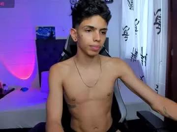 andrew_magic from Chaturbate is Freechat