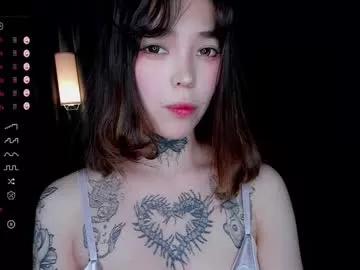 dark_ester model from Chaturbate