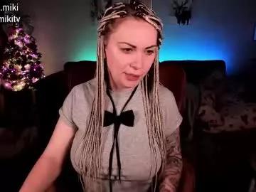 golden_miki from Chaturbate is Freechat