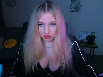 juli_kisss from Chaturbate is Freechat