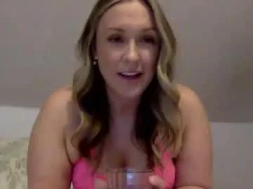 leahlovesyou22 from Chaturbate is Freechat