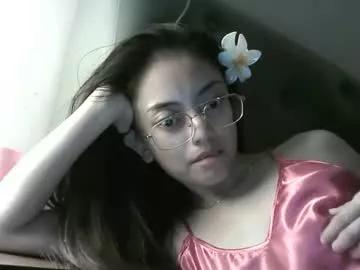 mylovelucie from Chaturbate is Freechat