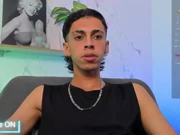 noah_collinss from Chaturbate is Freechat