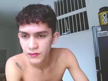 noah_tyler_ from Chaturbate is Freechat