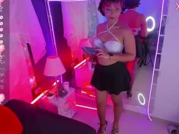 Girls and cam to cam: Watch as these sophisticated entertainers uncover their stunning costumes and curvaceous curves online!