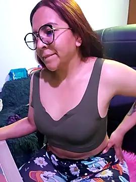 -megan from StripChat is Freechat