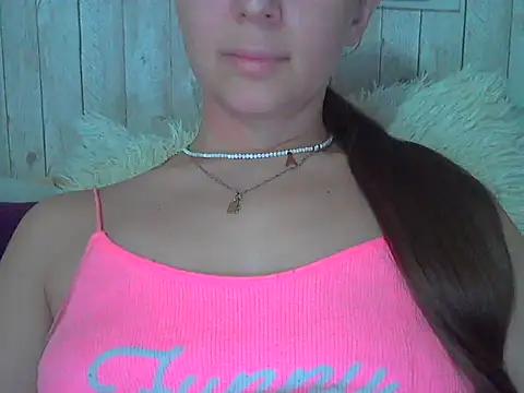 Ange-kelly from StripChat is Freechat