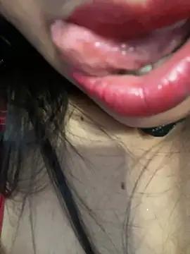 Angel_Zaara from StripChat is Freechat