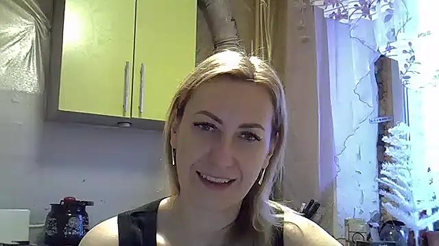 AshleyXHoney from StripChat is Freechat