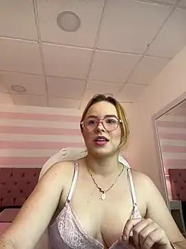 Ashleyy_gh from StripChat is Freechat