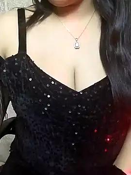 Cute-Akshi from StripChat is Freechat