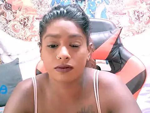 Harl3ysugar4u from StripChat is Freechat