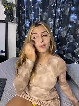 IsabellaSparxs from StripChat is Freechat