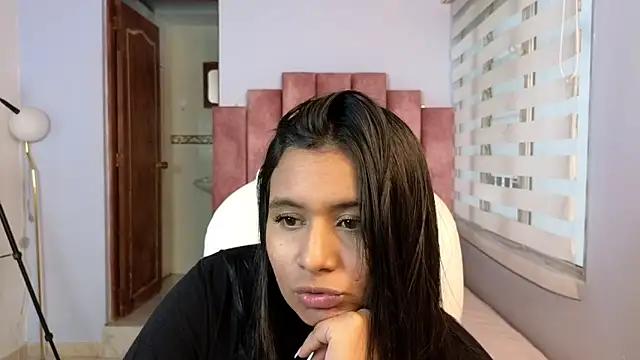 lou_rosse_ from StripChat is Freechat