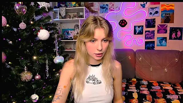 Maria_Hunt from StripChat is Freechat