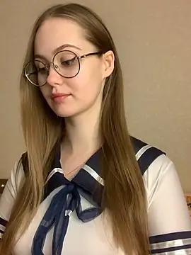 MilaMoor from StripChat is Freechat