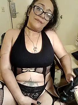 PichyPrettyPussy from StripChat is Freechat