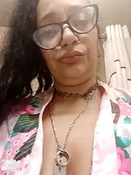 PichyPrettyPussy from StripChat is Freechat