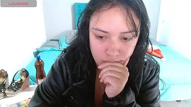 wandafuckass from StripChat is Freechat